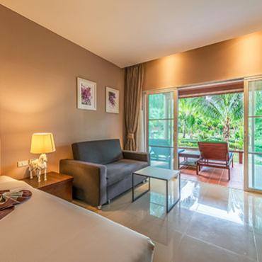 ห้องพัก Deluxe Bungalow | C&N Kho Khao Beach Resort